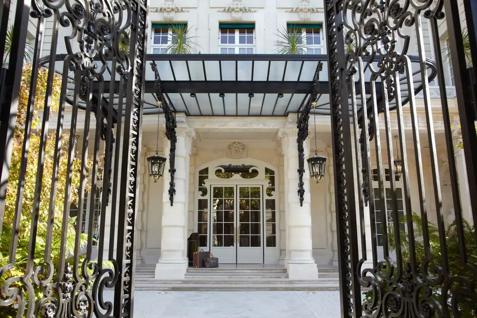 fournisseur d hotel de luxe en france en italie aux etat unis dans les caraibes dubai